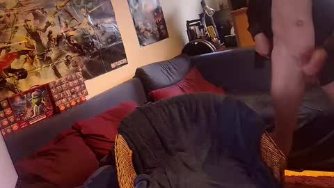 svenerd______ online show from February 2026 08:26:01 AM