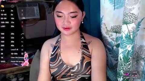 Snapshot of swallow_cummersx chatting on June 2026 03:05:01 PM Jasmine online show from June 2026 03:05:01 PM