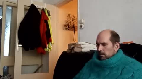 Snapshot of sweaterboy666 chatting on October 2025 11:25:01 AM sweaterboy666 online show from October 2025 11:25:01 AM