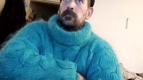 Snapshot of sweaterboy666 chatting on January 2026 01:17:02 PM sweaterboy666 online show from January 2026 01:17:02 PM