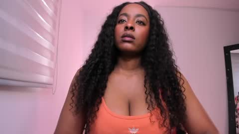 Snapshot of sweer_oshun chatting on April 2026 05:41:02 PM Evangeline online show from April 2026 05:41:02 PM