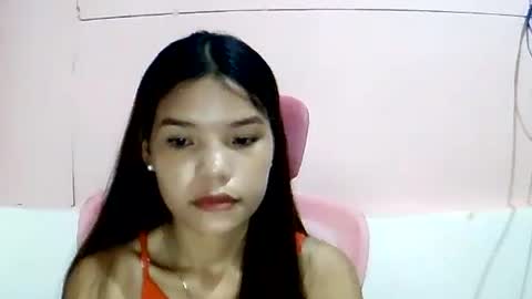 Snapshot of sweet01pinay chatting on May 2026 01:17:02 PM sweet01pinay online show from May 2026 01:17:02 PM