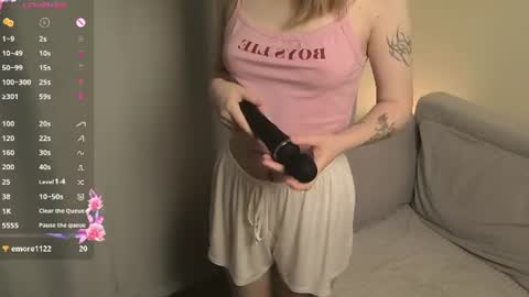 sweet1e_baby online show from June 2026 08:08:01 PM