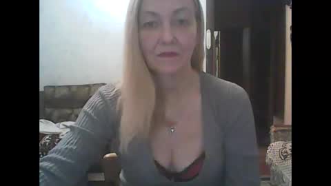 sweet4blonde609 online show from December 2024 03:54:02 PM