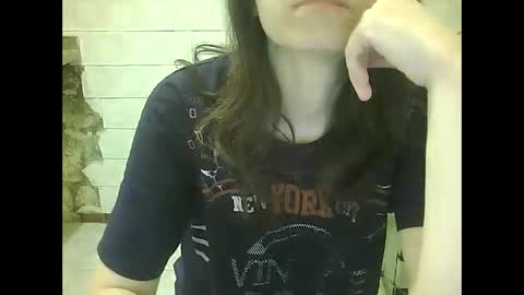 sweet4y0u online show from April 2026 06:49:02 PM