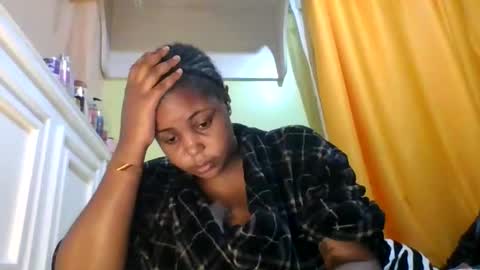 sweet52537 online show from March 2026 04:57:01 PM