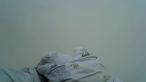 Snapshot of sweet_aly1 chatting on May 2026 09:04:01 AM Alice online show from May 2026 09:04:01 AM