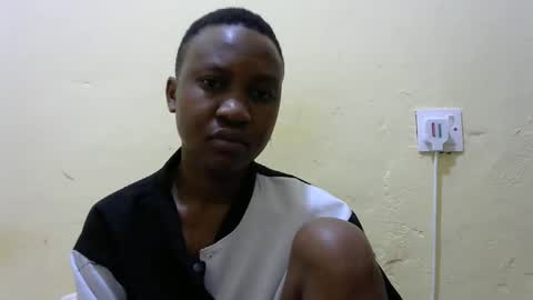 Silvia online show from November 2025 02:45:01 AM