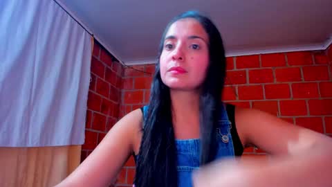 sweet and hot alaia online show from October 2025 03:29:02 AM