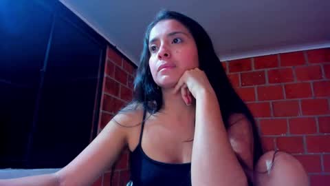 sweet and hot alaia online show from November 2025 05:18:02 AM