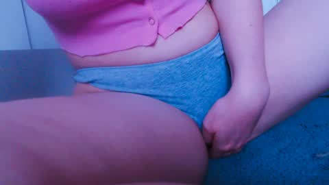 Snapshot of sweet_babby19 chatting on May 2026 03:59:02 AM sweet_babby19 online show from May 2026 03:59:02 AM