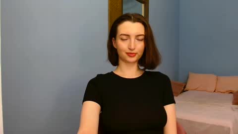 Snapshot of sweet_baby_miranda_ chatting on December 2024 12:48:02 AM Miranda online show from December 2024 12:48:02 AM