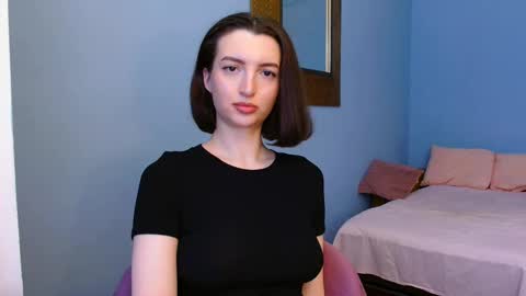 Snapshot of sweet_baby_miranda_ chatting on December 2024 07:04:01 AM Miranda online show from December 2024 07:04:01 AM