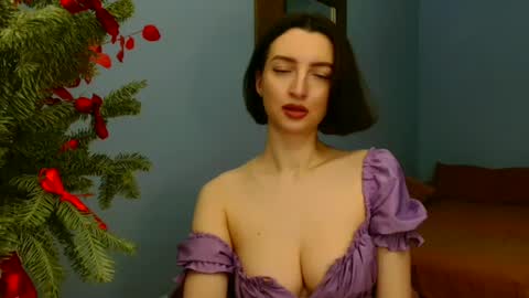 Snapshot of sweet_baby_miranda_ chatting on December 2024 01:39:02 AM Miranda online show from December 2024 01:39:02 AM