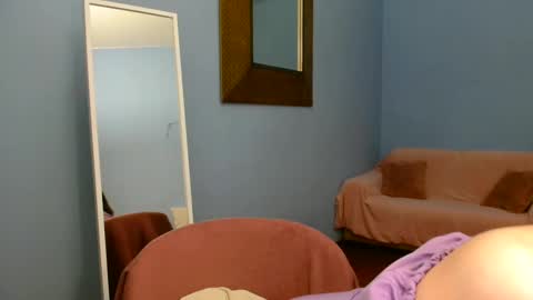 Snapshot of sweet_baby_miranda_ chatting on January 2025 12:11:01 AM Miranda online show from January 2025 12:11:01 AM