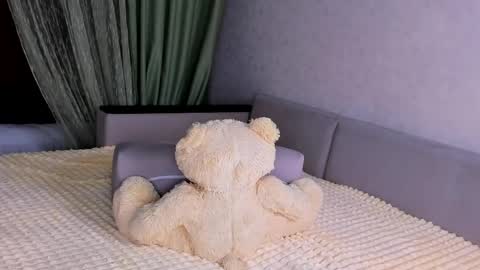 Alice online show from April 2026 07:58:02 PM