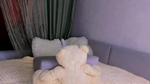 Alice online show from April 2026 04:02:02 PM