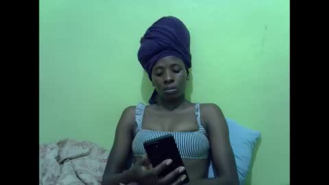 sweet_candie01 online show from January 2026 04:27:01 AM