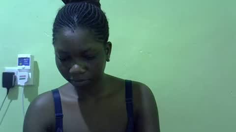 Snapshot of sweet_cherie1 chatting on June 2026 07:17:01 AM sweet_cherie1 online show from June 2026 07:17:01 AM