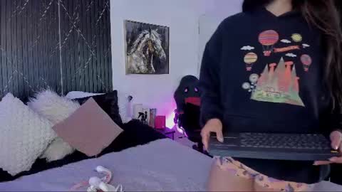 sweet cherry online show from July 2026 10:57:02 AM