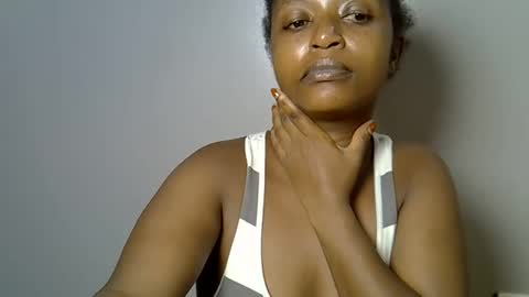 Snapshot of sweet_ebony001 chatting on March 2026 12:17:02 AM sweet_ebony001 online show from March 2026 12:17:02 AM