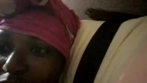 Snapshot of sweet_ebony001 chatting on April 2026 01:04:01 AM sweet_ebony001 online show from April 2026 01:04:01 AM