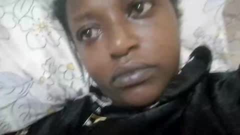 Snapshot of sweet_ebony001 chatting on April 2026 01:29:01 AM sweet_ebony001 online show from April 2026 01:29:01 AM