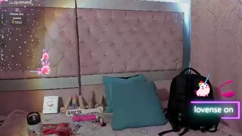 Snapshot of sweet_emmili chatting on July 2026 12:18:02 PM emmili online show from July 2026 12:18:02 PM