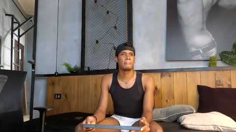 sweet_ethan_ online show from December 2025 05:06:02 AM