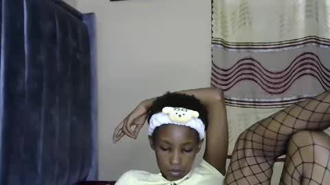 Snapshot of sweet_freaky chatting on June 2026 06:52:02 AM sweet_freaky online show from June 2026 06:52:02 AM