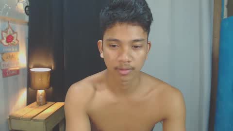 Snapshot of sweet_guyxx chatting on January 2025 12:30:01 PM sweet_guyxx online show from January 2025 12:30:01 PM