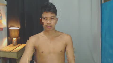 Snapshot of sweet_guyxx chatting on January 2025 01:08:02 PM sweet_guyxx online show from January 2025 01:08:02 PM