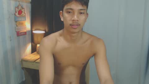 Snapshot of sweet_guyxx chatting on February 2025 04:31:01 PM sweet_guyxx online show from February 2025 04:31:01 PM
