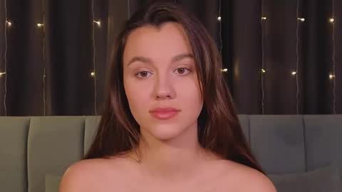 Snapshot of sweet_haeven chatting on January 2025 04:29:02 PM Im Mia.LOVELY PATTERNS 100 120 160 200 my toy buzzes from 2 tip online show from January 2025 04:29:02 PM