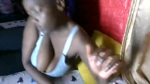 Snapshot of sweet_hennessey chatting on July 2026 04:50:01 AM sweet_hennessey online show from July 2026 04:50:01 AM
