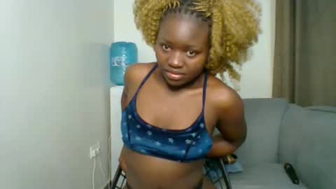 Snapshot of sweet_jenica chatting on June 2026 04:13:01 AM ESTHER NEEMA online show from June 2026 04:13:01 AM