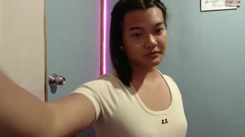 Snapshot of sweet_kimmy_onboard chatting on May 2026 08:08:01 AM sweet_kimmy_onboard online show from May 2026 08:08:01 AM