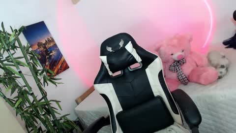 sweet_lady14 online show from March 2025 11:44:02 AM