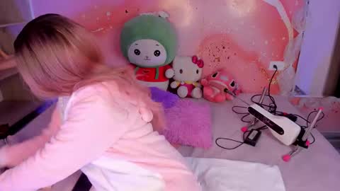 Snapshot of sweet_lemariee_ chatting on February 2026 12:17:01 PM Lemarie online show from February 2026 12:17:01 PM