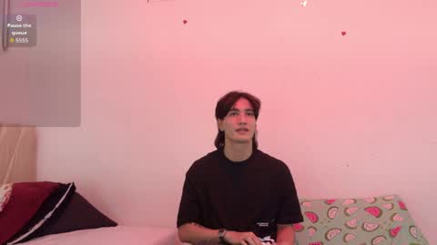 Mia online show from May 2026 12:02:01 PM