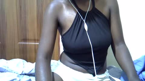 Snapshot of sweet_lma chatting on June 2026 11:13:01 AM sweet_lma online show from June 2026 11:13:01 AM