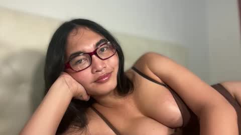 Snapshot of sweet_mariax chatting on April 2026 11:30:02 PM Maria Stella online show from April 2026 11:30:02 PM