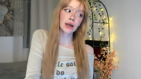 Melissa. Join me on Fansly link in social medias online show from April 2026 08:42:01 PM