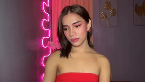 Snapshot of sweet_nikki03 chatting on April 2026 06:19:02 PM sweet_nikki03 online show from April 2026 06:19:02 PM