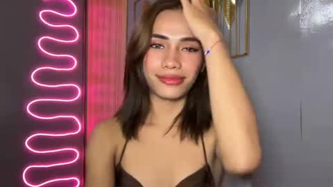 Snapshot of sweet_nikki03 chatting on April 2026 10:18:01 AM sweet_nikki03 online show from April 2026 10:18:01 AM