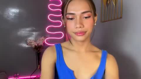 Snapshot of sweet_nikki03 chatting on May 2026 07:13:01 AM sweet_nikki03 online show from May 2026 07:13:01 AM