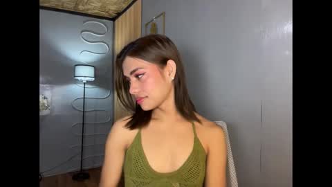 Snapshot of sweet_nikki03 chatting on May 2026 09:09:02 PM sweet_nikki03 online show from May 2026 09:09:02 PM