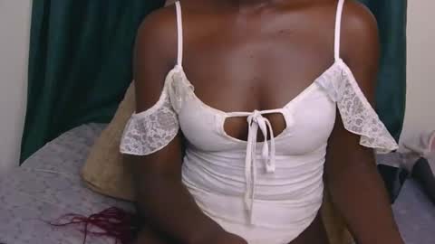 sweet peachy online show from March 2026 05:44:01 AM