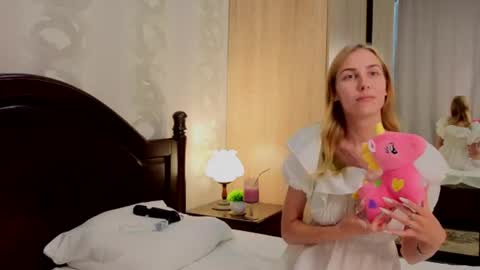 Snapshot of sweet_pixie__ chatting on July 2026 06:16:01 AM sweet_pixie__ online show from July 2026 06:16:01 AM