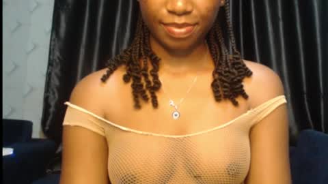 Snapshot of sweet_puna chatting on February 2025 07:30:02 PM Nancy online show from February 2025 07:30:02 PM